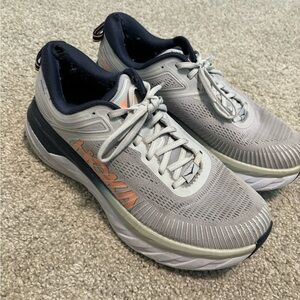 HOKA One One Bondi 7